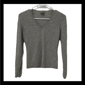 Ann Taylor V-Neck cashmere Sweater size XS gray preppy minimalist